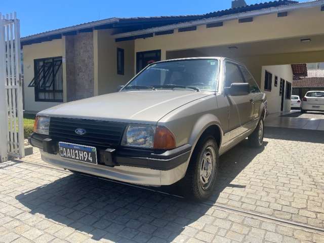 Ford/Escort GL 1.6 1986 Colecionador