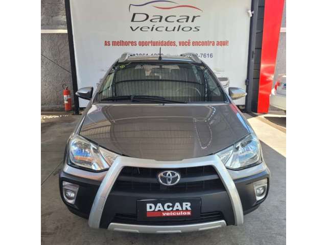 Toyota Etios cross 2018 1.5 16v flex 4p automático