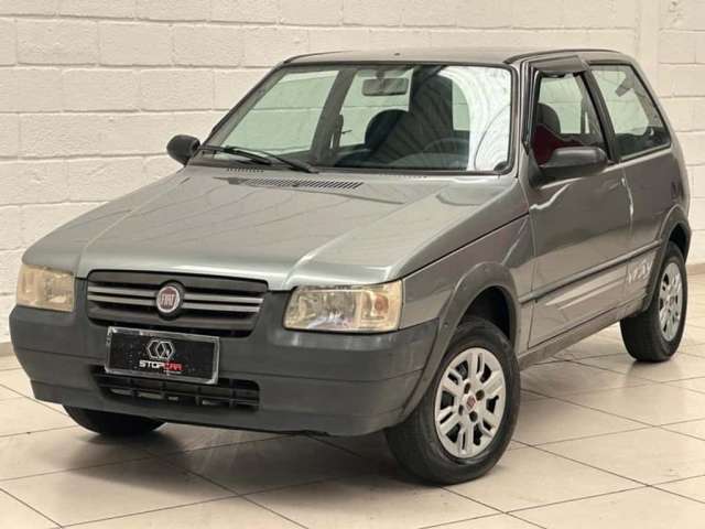 FIAT UNO MILLE WAY ECONOMY CELEB. 1.0 8V 2P 2010