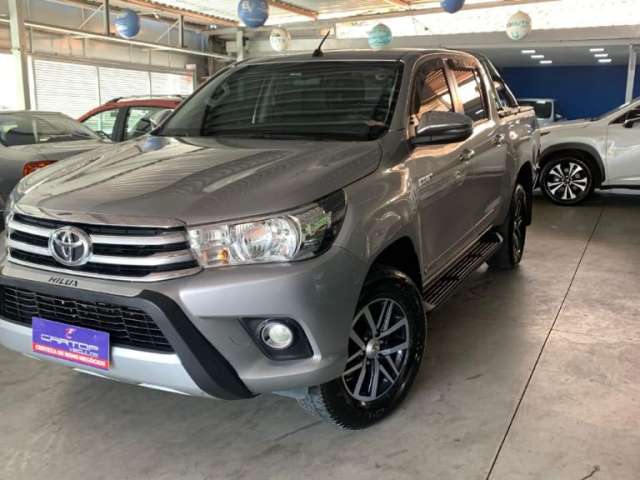 Toyota Hilux CD 2.7 SRV  4x2 2017