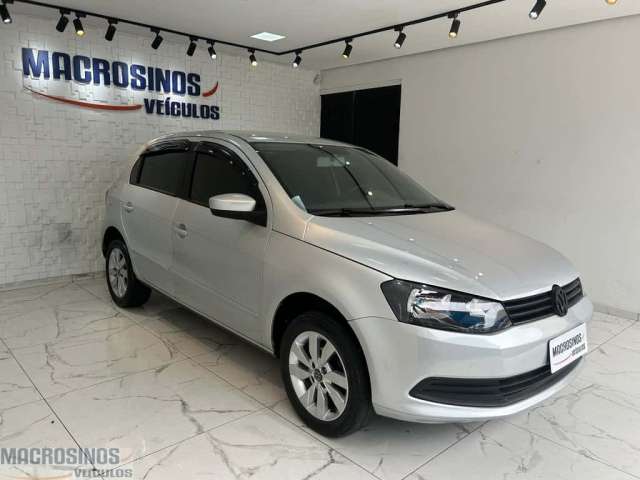 Volkswagen Gol (novo) 1.0 Mi Total Flex 8V 4p - Prata - 2013/2014