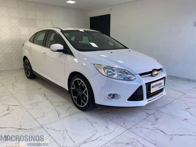 Ford Focus Titanium Plus automático - Branca - 2015/2015