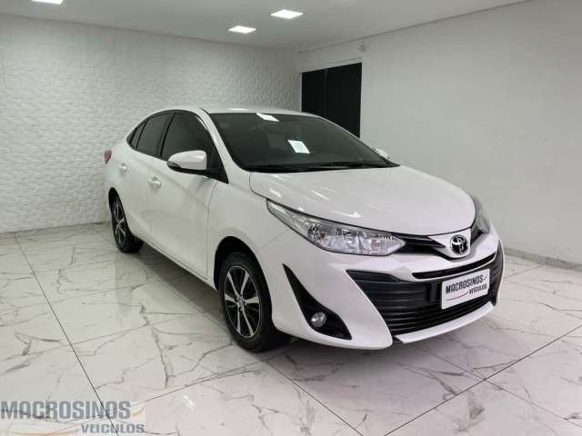 Toyota Yaris XS Sedan 1.5 Flex 4p Aut.  - Branca - 2019/2020