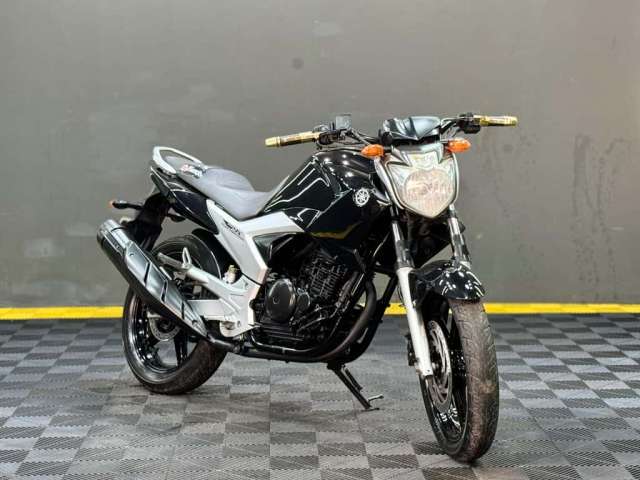 Yamaha YS 250 FAZER/ FAZER L. EDITION /BLUEFLEX  - Preta - 2012/2013