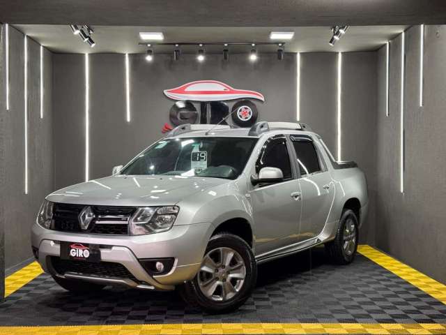 Renault Duster OROCH Dyna. 1.6 Flex 16V Mec.  - Prata - 2018/2019