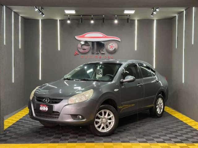 JAC Motors J3 turin Sedan 1.4 16V 4p Mec.  - Cinza - 2011/2012