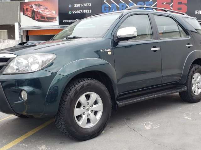 TOYOTA HILUX SW4 3.0 SRV DIESEL 4X4  