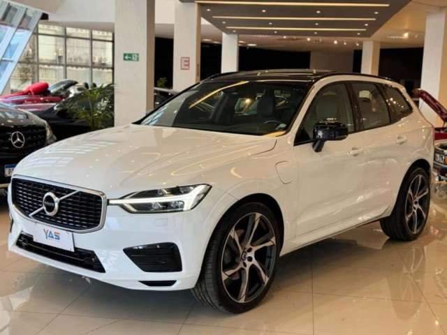 VOLVO XC60 T8 R-DESIGN 2020 - Baixa km.