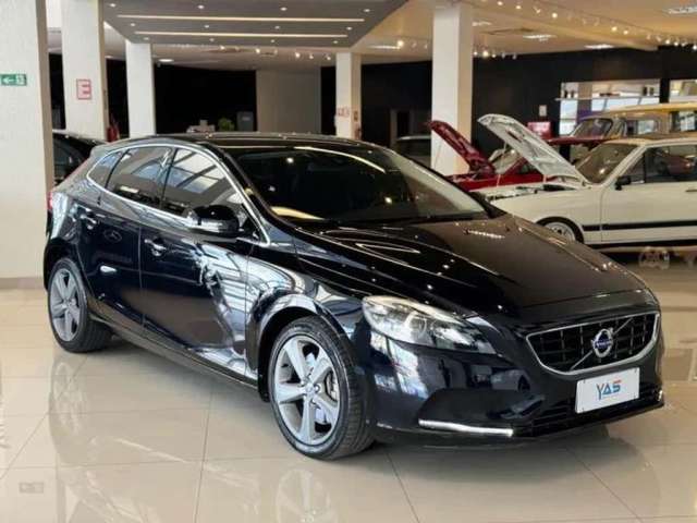 Volvo V40 T-4 Dynamic - Preta - 2013/2014