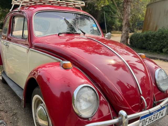 Fusca 1970 - Olho de boi  e pé de galinha - Vermelho e Branco