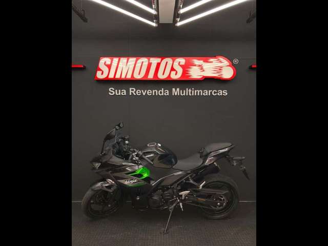 Kawasaki Ninja 400  - Cinza - 2022/2023