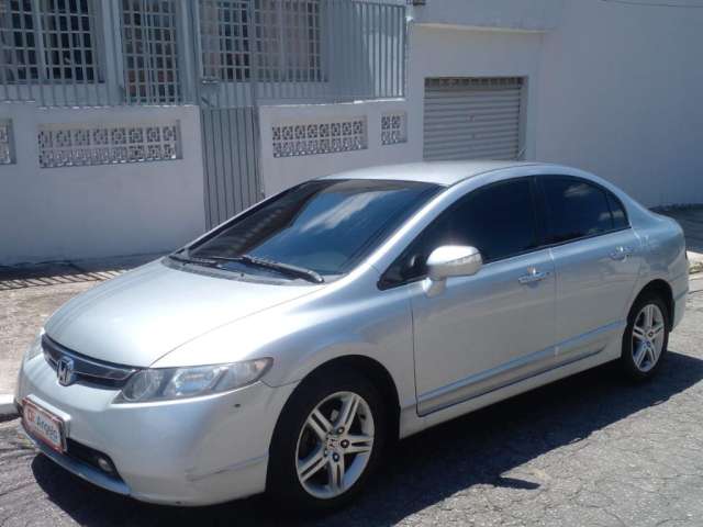 CIVIC 1.8 EXS 16v 4P Completo 2007.