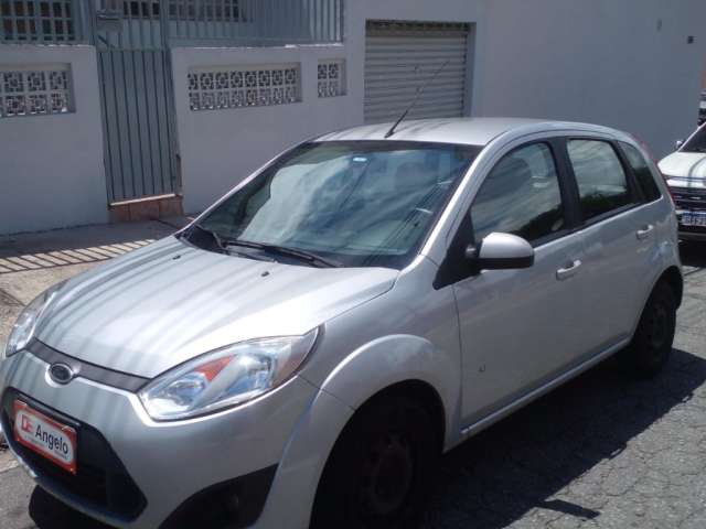 FIESTA Hatch 1.0 SE Prata 2014.