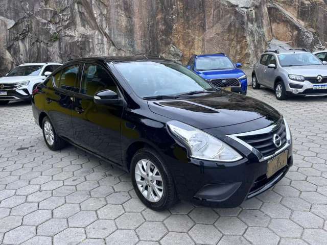 Nissan Versa SV 1.6 CVT - Preta - 2018/2019