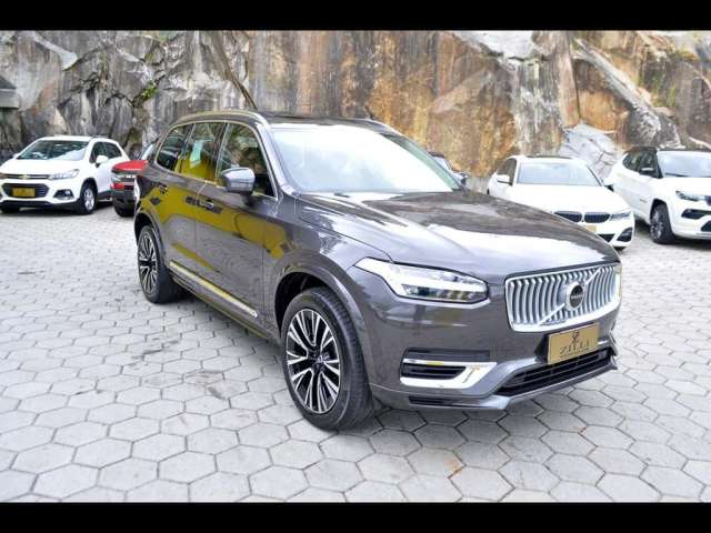 Volvo XC90 2.0 T8 PLUS AWD AT (HÍBRIDO) - Cinza - 2022/2023