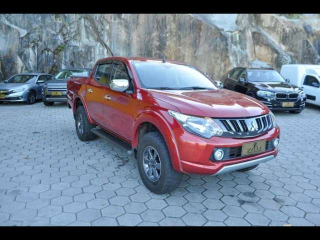 Mitsubishi L200 Triton SPORT HPE 2.4 4X4 AT  - Vermelha - 2018/2019