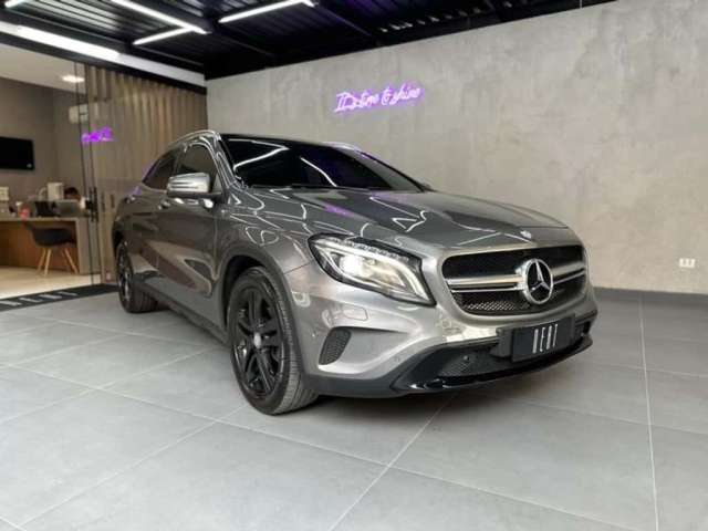 MERCEDES-BENZ GLA 200 1.6 CGI VISION 16V TURBO 4P 2015