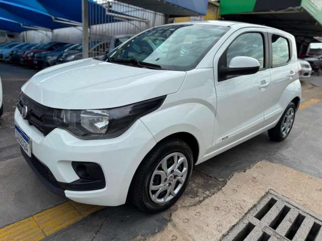 FIAT MOBI LIKE 1.0 FLEX  2017/2018 COMPLETO REVISADO PNEUS NOVOS ipva pago nunca bateu 