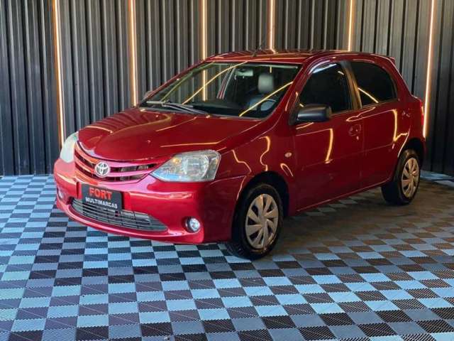 TOYOTA ETIOS HB XS 1.3 2013