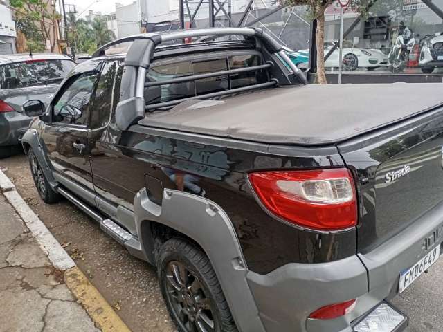 Fiat Strada aventure único dono 2015