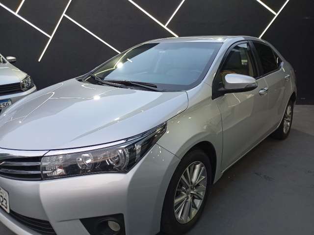 Corolla altis 2017 blindado impecável 