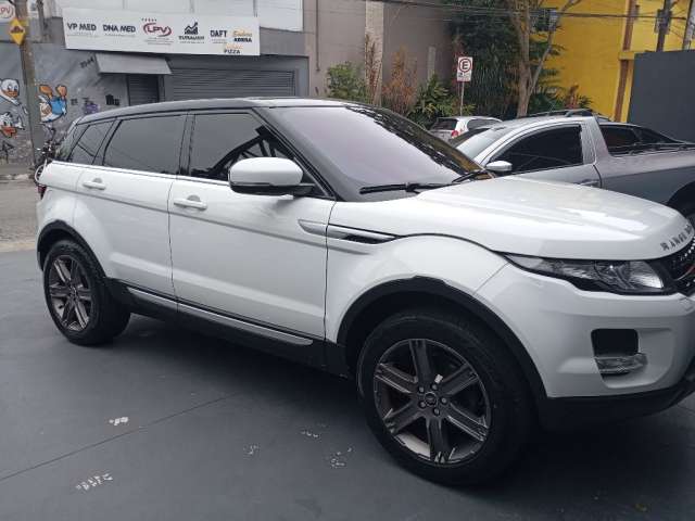 Evoque Prestigie 2013 com teto baixo km