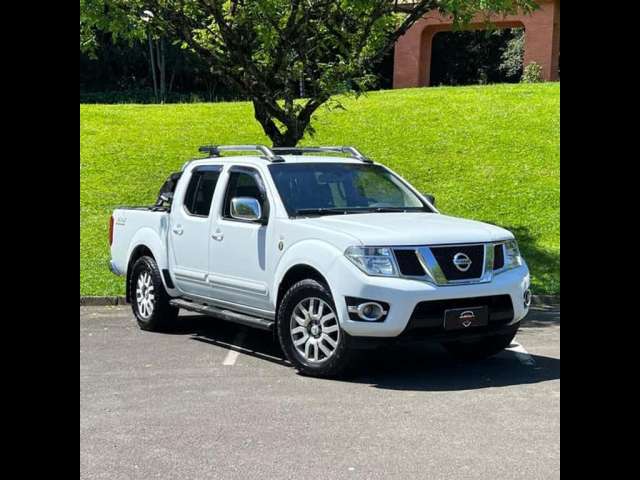 NISSAN FRONTIER SL CD 4X4 2.5TB DIESEL AUT 2013