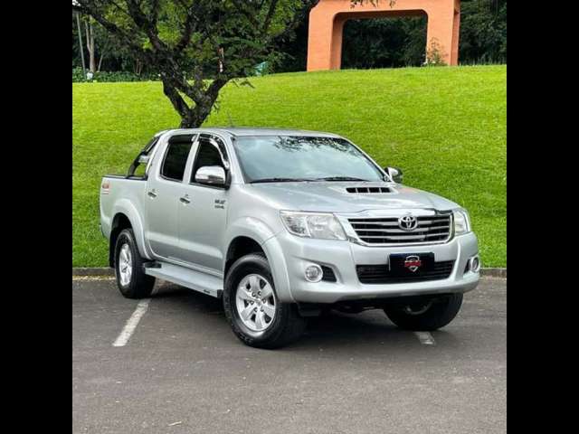 TOYOTA HILUX CD 4X4 SRV 3.0 TB 2013