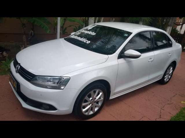 Volkswagen JETTA 2.0 COMFORTLINE FLEX 4P TIPTRONIC