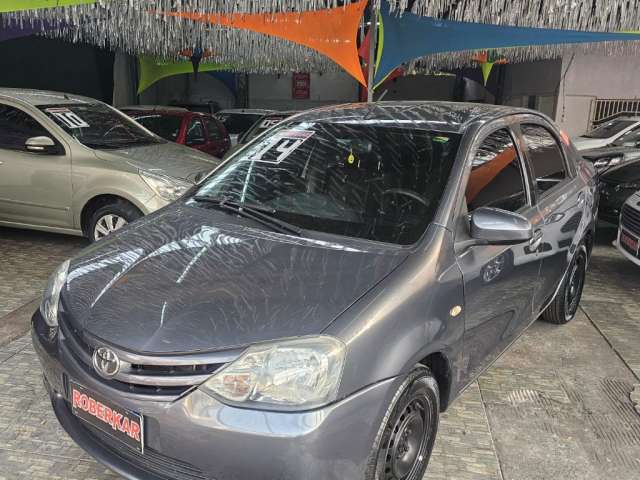 Etios Sedan XS 1.5 (Flex) 2014