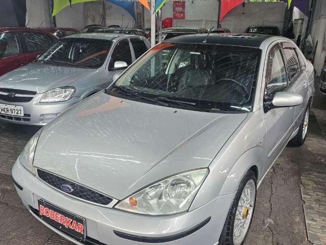 Ford Focus Sedan Ghia 2.0 16V duratec (Aut) 2005