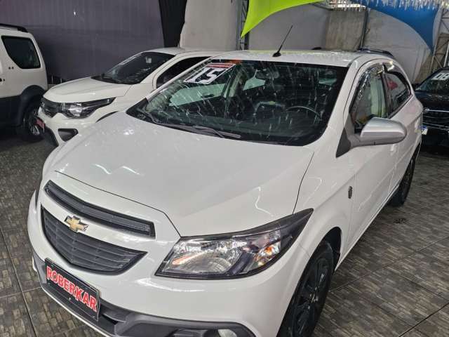 Chevrolet Onix 1.0 Seleção (Flex) 2015