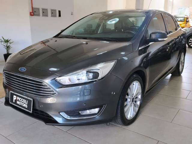  FORD FOCUS 2.0 TITANIUM PLUS FASTBACK 