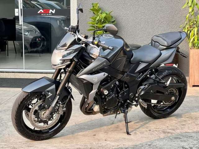 SUZUKI GSR 750A 2015