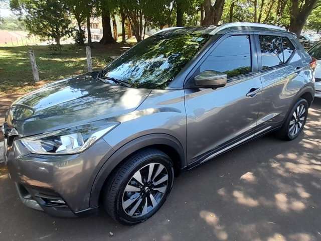 NISSAN KICKS à venda.