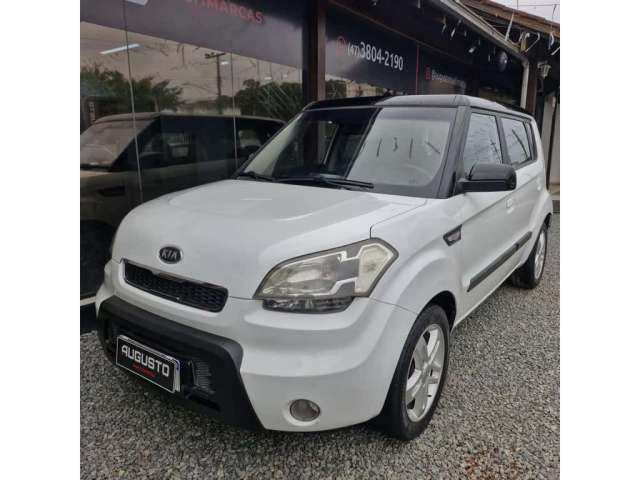 Kia Soul 1.6/ 1.6 16V FLEX Mec.  - Branca - 2010/2010