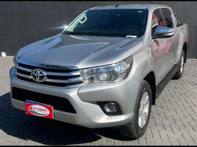 TOYOTA HILUX CD SR 4x4 2.8 TDI Diesel Aut.