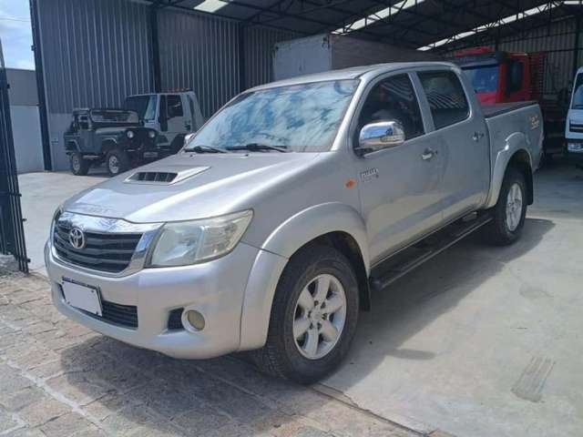 TOYOTA HILUX CD4X4 STD 2015