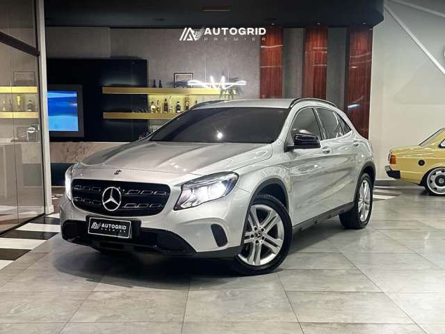 Mercedes-Benz Gla 200 M.BENZ /GLA200FF STY - Prata - 2017/2018