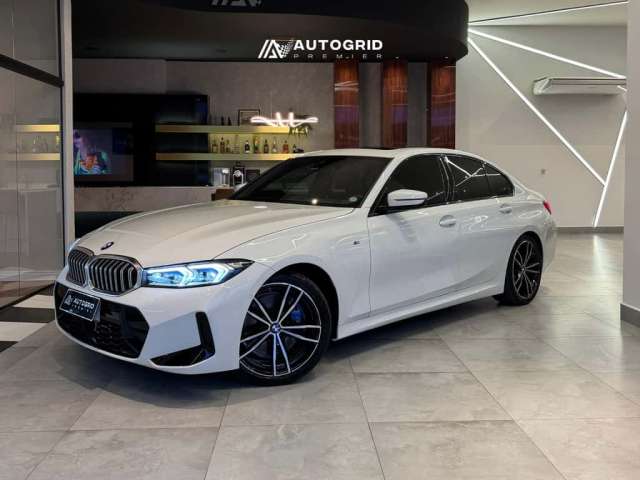 BMW 320i M SPORT FLEX - Branca - 2024/2024