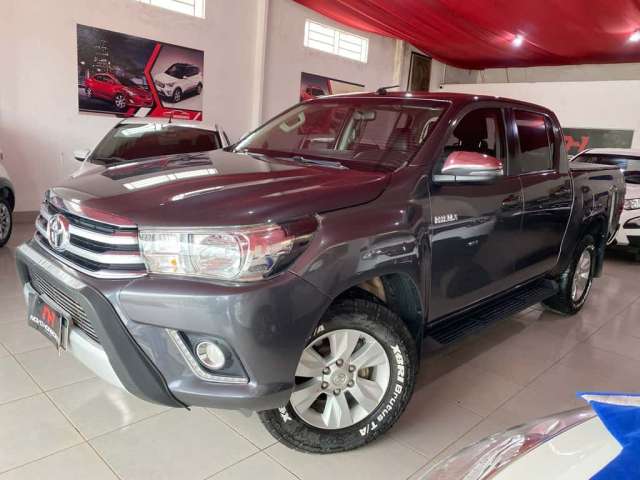 TOYOTA HILUX CD SRV 4x4 2.8 TDI Diesel Aut.