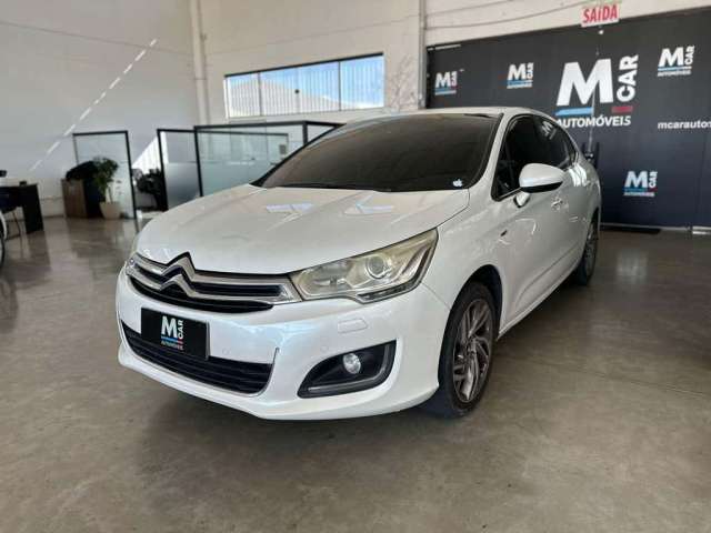 Citroën C4 LOUNGE Exclusive 1.6 Turbo 4p Aut.  - Branca - 2013/2014