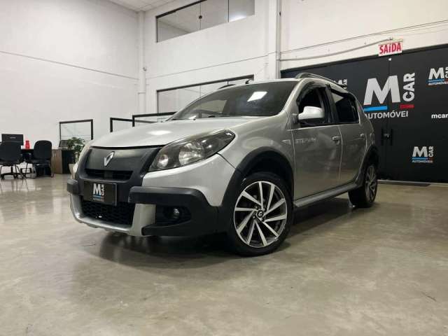 Renault Sandero STEPWAY Flex 1.6  - Prata - 2011/2012