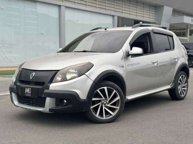 Renault Sandero STEPWAY Flex 1.6  - Prata - 2011/2012