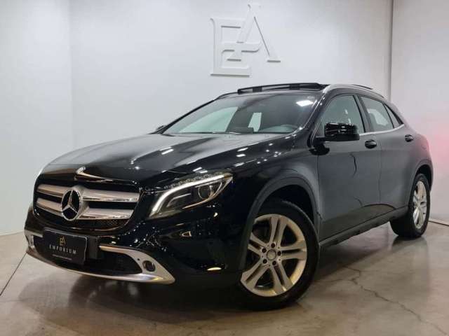 MERCEDES-BENZ GLA250 2016