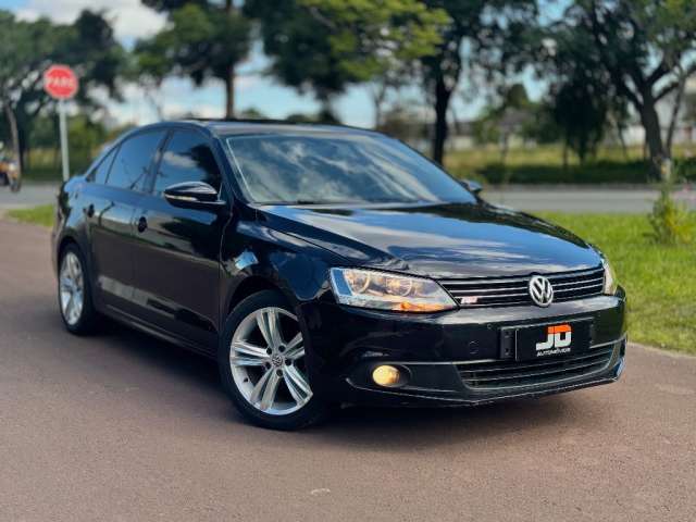 Jetta 2.0 Automático Financia 100%