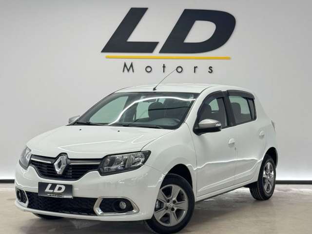 Renault Sandero Vibe 1.0 2017 • 82cv