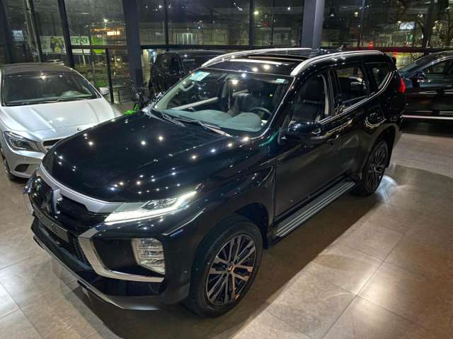 Mitsubishi Pajero Sport 2.4 Turbo Diesel Legend 7 Lugares 