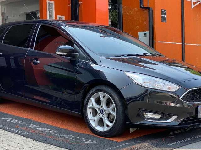 FORD FOCUS SE AT 2.0 4P