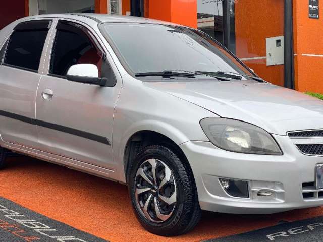 PRISMA LT 1.4 max flex 2012 (com multimidia)